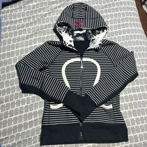 Vintage lululemon athletica Black and White Striped Jacket